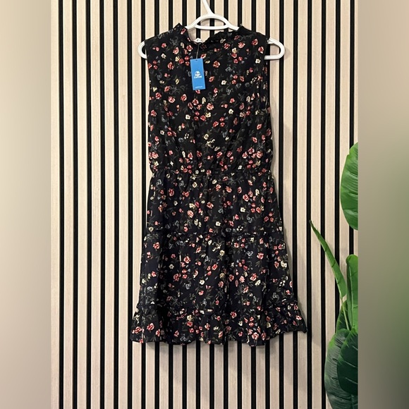 Sprig & Blossom Floral Mini Dress. Floral Sleeveless Dress - Black - Picture 4 of 5
